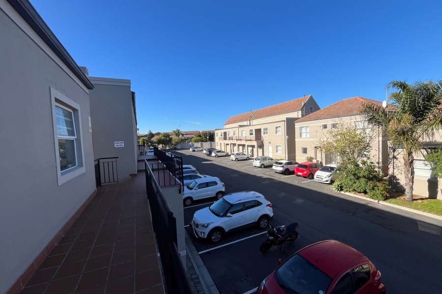 2 Bedroom Property for Sale in Sonstraal Heights Western Cape